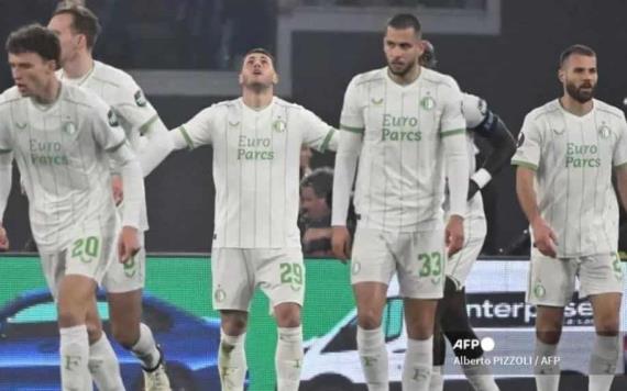 Santiago Giménez vacunó a la Roma al minuto 5 en la Europa League