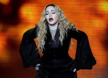 Video: Madonna pide a fan ponerse de pie en su concierto, cuando se dio cuenta que estaba en silla de ruedas