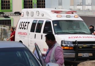 Paramédicos del ISSET brindaron atención oportuna al huelguista de Plaza de Armas