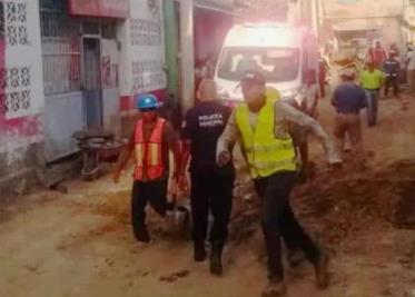 Trabajadores quedaron sepultados a ocho metros bajo tierra en Oaxaca