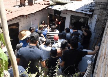 Fallece mujer en Taxco tras ser linchada por pobladores la acusaron de secuestrar a Camila, niña de 8 años