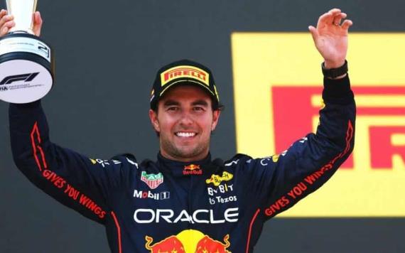 Checo Pérez quiere permanecer con Red Bull por tres años más