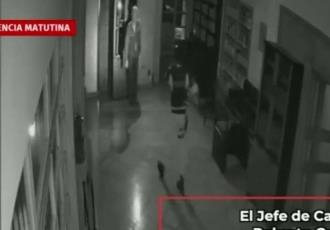 AMLO revela videos de asalto a Embajada de México en Ecuador