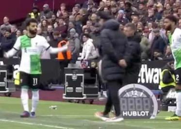 ¿Vestidor roto? Mohamed Salah y Jürgen Klopp protagonizan fuerte discusión durante el West Ham-Liverpool