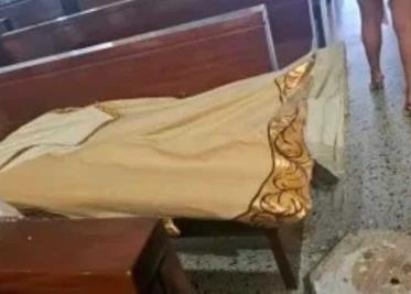 Sujeto interrumpe misa en Culiacán y causa desastres alegando que lo mando la Santa Muerte