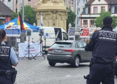 Sujeto a taca con arma blanca a varias personas en Mannheim, Alemania,