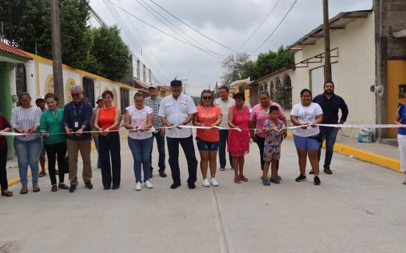 Gobierno de Comalcalco inaugura importante obra de pavimentación con concreto hidráulico en la colonia la esperanza