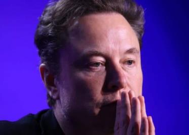 Elon Musk amenaza con prohibir los iPhone y las Mac en sus empresas