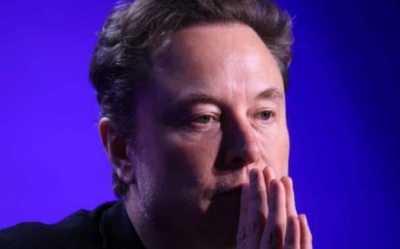 Elon Musk amenaza con prohibir los iPhone y las Mac en sus empresas