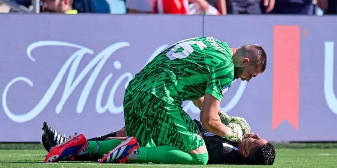 Árbitro del Perú Vs Canadá se desvanece en pleno partido