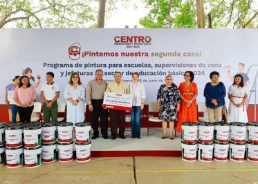 Entrega Gobierno de Centro apoyos a 84 escuelas con ¡Pintemos nuestra segunda casa!