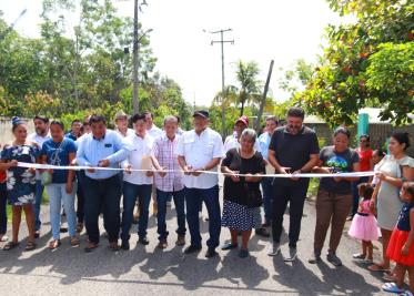 Gobierno de Comalcalco inaugura importante obra de pavimentación con mezcla asfáltica en la ranchería Potrerillo