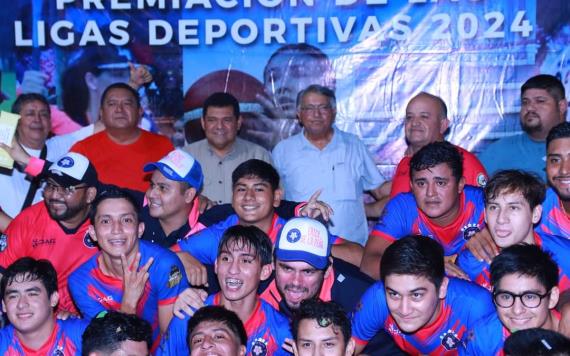 ¡Histórico! Santa Cecilia se proclama campeón de la 7ma. Copa Comalcalco de Futbol 2024, logrando el tricampeonato