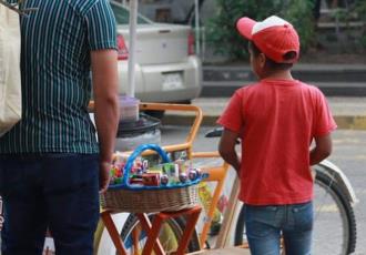 DIF identifica a menores con hogar laborando en las calles