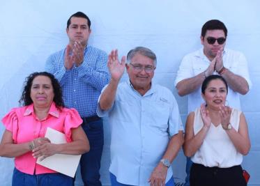 Inauguran ampliación de la red eléctrica en media y baja tensión en la colonia Las Rosas, Comalcalco