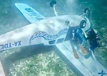 Video: Avioneta cae en el mar de Cozumel; el piloto salió ileso