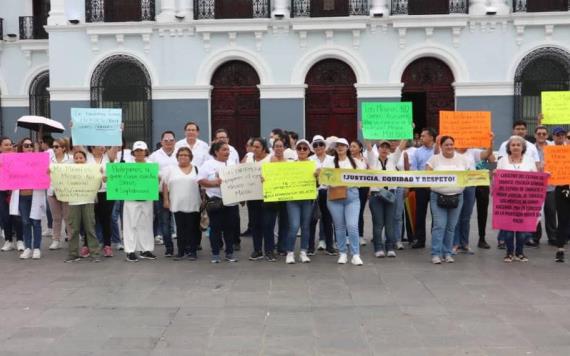 Marchan médicos contra inseguridad y piden quitar cargo de homicidio a ginecóloga