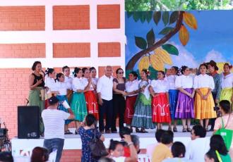 Realizan con gran éxito el tradicional tianguis campesino en Comalcalco