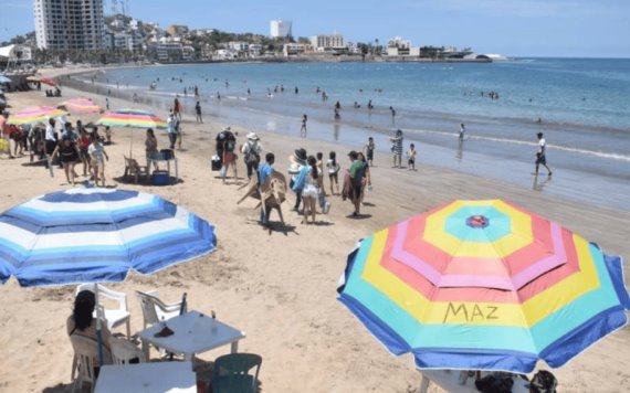 Por contaminación, en México 18 playas no son aptas para uso recreativo