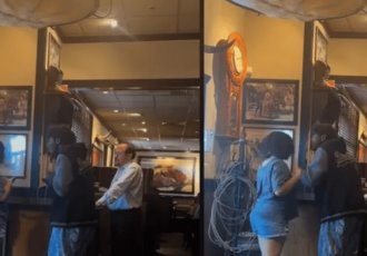 Mujer se va de restaurante sin pagar y regresa porque se le olvidó su bolso: karma instantáneo