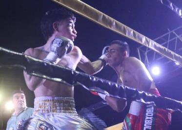 El boxeador tabasqueño Christian Ruiz Rico debutó con un estupendo nocaut en la función de boxeo en el Parque La Choca