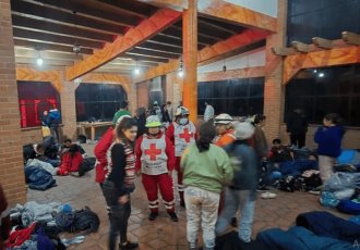 60 niños sufren hipotermia durante campamento en Parque Ecoturístico del Edomex