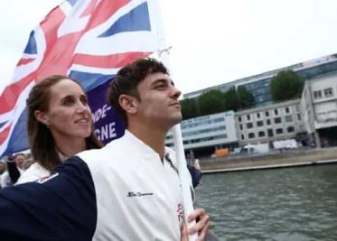 ¡Al estilo Titanic! Tom Daley posó así en Ceremonia de Inauguración