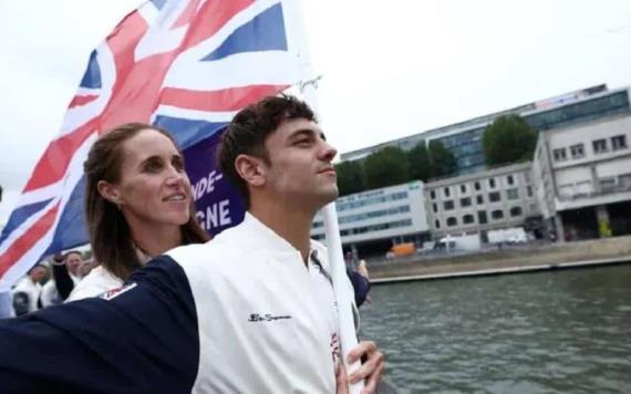 ¡Al estilo Titanic! Tom Daley posó así en Ceremonia de Inauguración