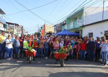 Participan vecinos de La Manga II en Jornada de Limpieza Integral