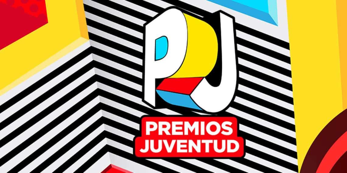 Karol G y Peso Pluma arrasan con los Premios Juventud 2024