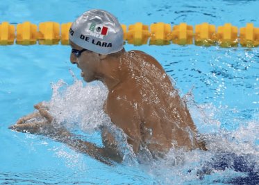 Miguel de Lara, el nadador mexicano que hizo historia en París 2024 pese a las polémicas