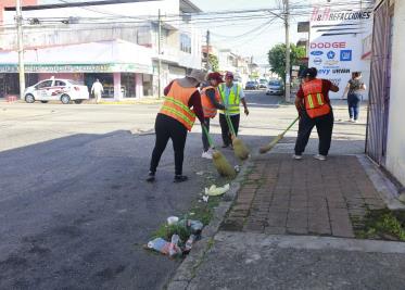 Refuerza Centro seguridad de habitantes Con limpieza de canales y vasos reguladores