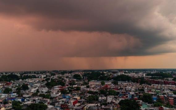 Onda tropical No. 16 recorrerá la península de Yucatán