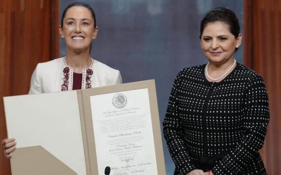 Claudia Sheinbaum recibe constancia como Presidenta Electa de México