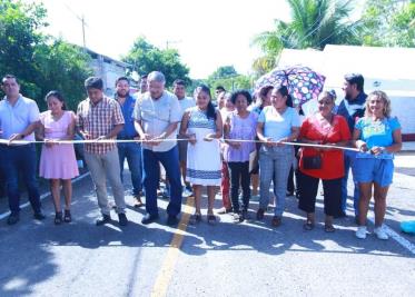 Gobierno de Comalcalco inaugura importante obra de rehabilitación de pavimento en ejido El Ángel