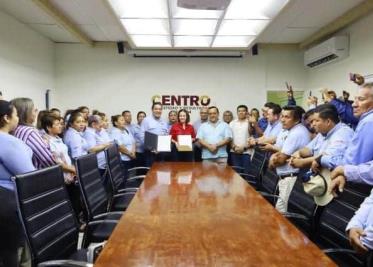 Impulsa Centro movilidad de productores en La Isla al pavimentarse 12.2 km de caminos