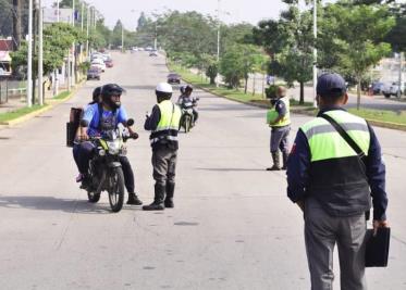 Tabasqueños violan la ley de tránsito