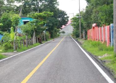 Con importante obra e pavimentación, el gobierno de Comalcalco mejora la calidad de vida de los habitantes de la colonia Tecolutilla