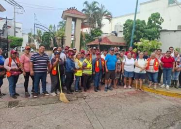 Participan vecinos de la colonia Lindavista en Jornada de Limpieza