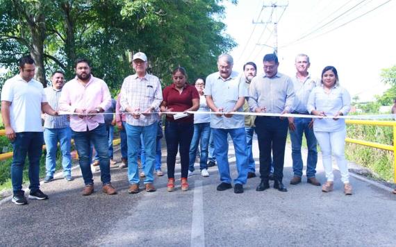 Inauguran rehabilitación de pavimento en la calle "Camino Agrario" de la ranchería "Sur" cuarta sección de Comalcalco