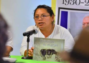 Presentan libro bilingüe en Yokot´an y en español, La Enrama