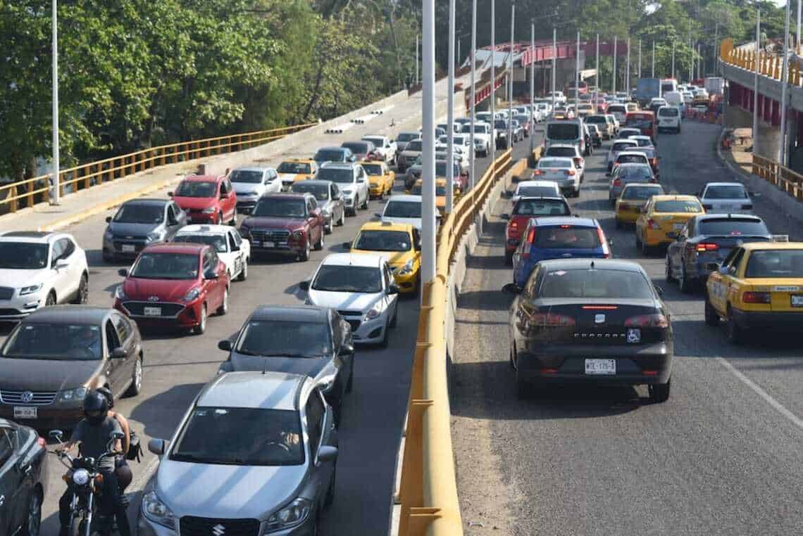 Incrementa 6.51% padrón vehicular en Tabasco