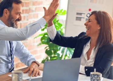 Australia aprueba ley para el derecho a la desconexión laboral