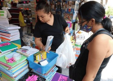 ¿Desaparecerán papelerías y librerías al borde de la quiebra por alza de precios en útiles escolares?