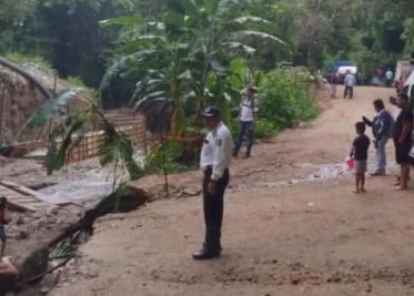 Deslave provoca la muerte de 3 hermanas en Jiutepec, Morelos