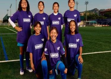 Entrega Aura Medina Cano hornos a egresadas del programa Mujeres al Centro