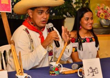 Presentación del libro de leyendas  Mi querido Noxib y Aj Chepe, del autor Jose Vinar Olmos Graniel.