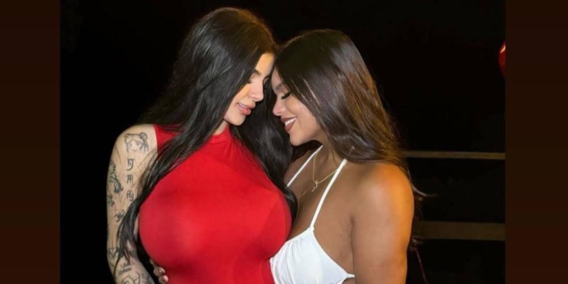 Karely Ruiz presenta a la influencer y modelo Gracie Bon como la madre de su hija: 