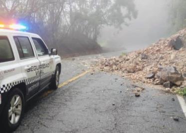 Tren embiste camión de pasajeros y deja 8 lesionados en Saltillo