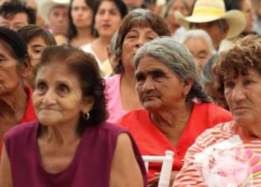 Conoce los requisitos para  la nueva pensión para mujeres de 60 a 64 años